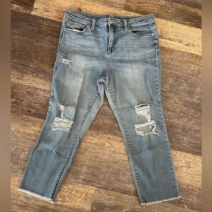 Universal Thread Women’s Jeans Size 16 High Rise Straight Crop Denim Classic